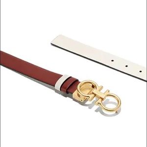 New! Salvatore Ferragamo Gancini belt